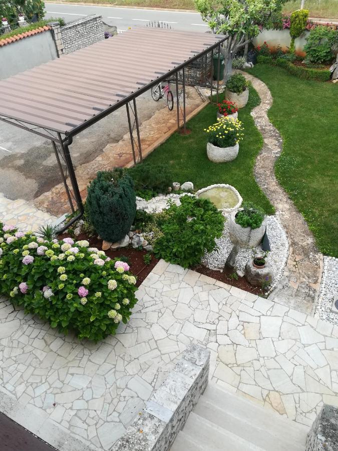 Apartmani Villa Otilija Пореч Экстерьер фото