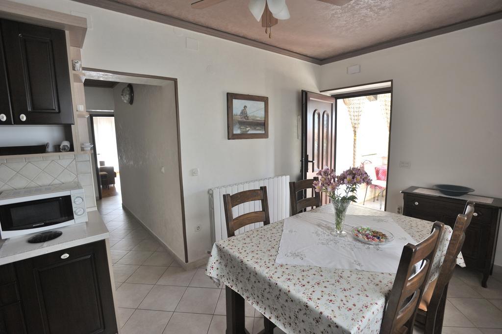 Apartmani Villa Otilija Пореч Экстерьер фото