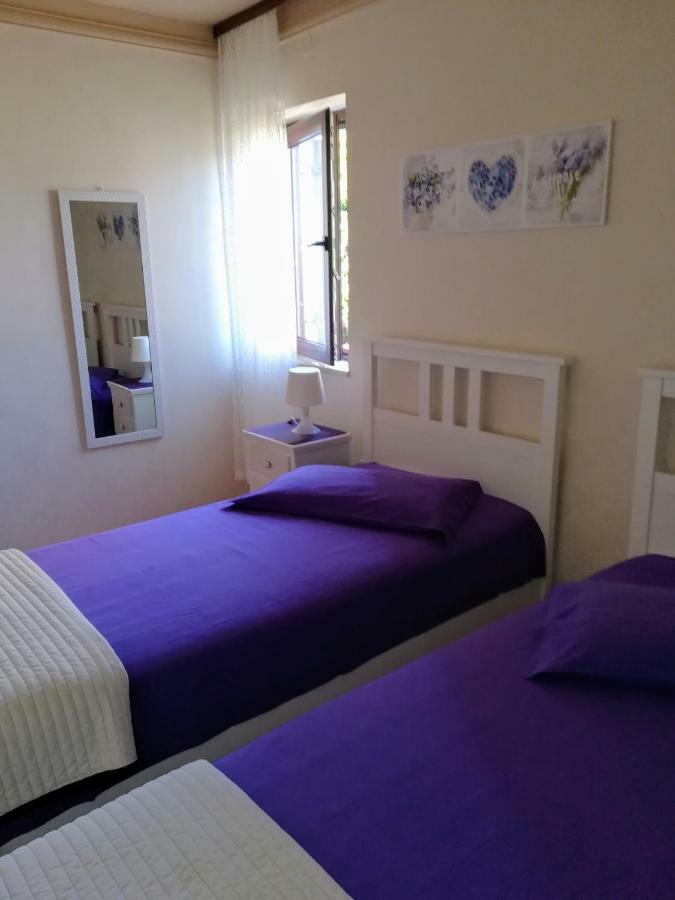 Apartmani Villa Otilija Пореч Экстерьер фото